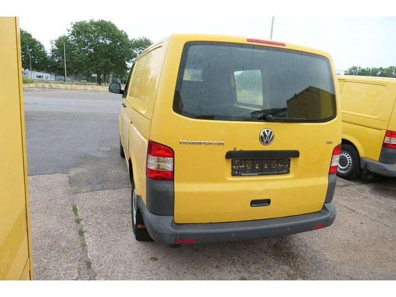 Usata VW Transporter 84 CV (61 kW) 2010 Giallo Furgone