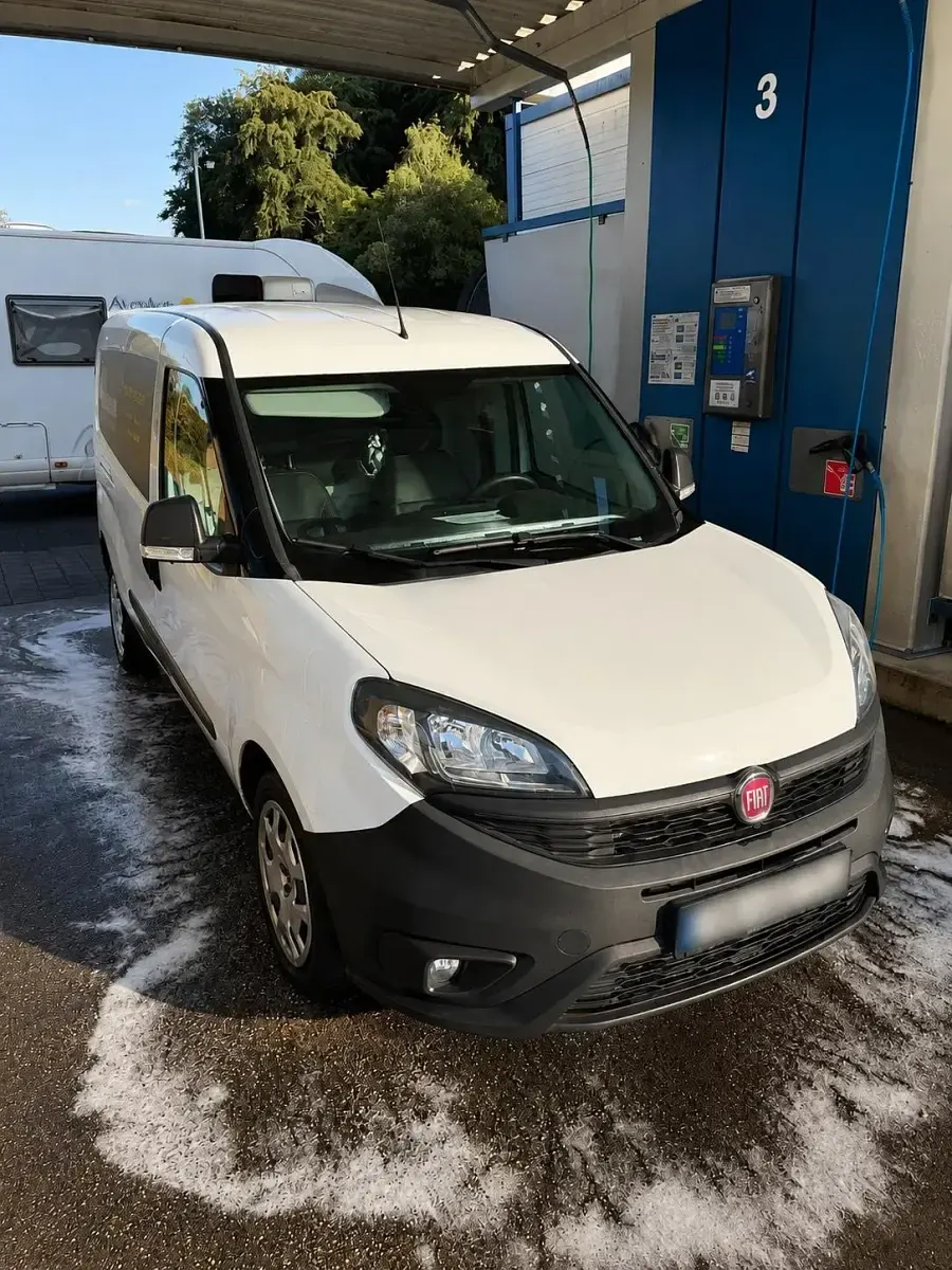 Gebraucht Fiat Doblò 120 PS (88 kW) 2021 Weiß Van / Kleinbus