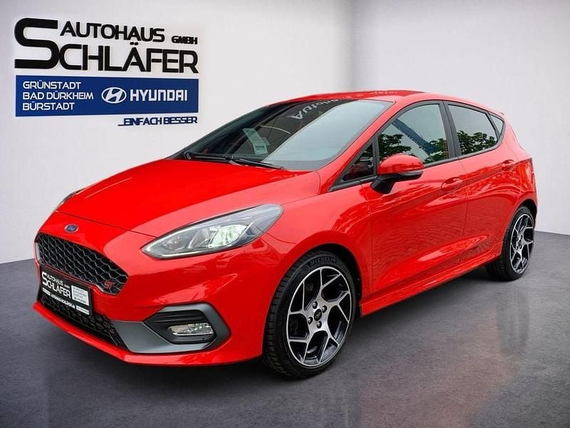Rot Gebraucht 2021 Ford Fiesta Performance Edition Kleinwagen | 18.280 € (Guter Preis) - Bild 1/4