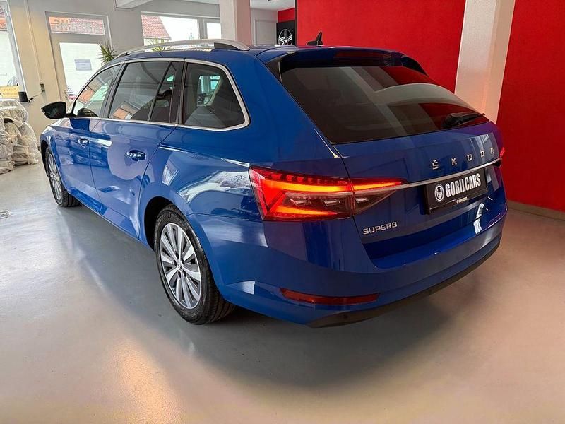 Gebraucht Skoda Superb Style 150 PS (110 kW) 2022 Modra energy/energy blue Kombi