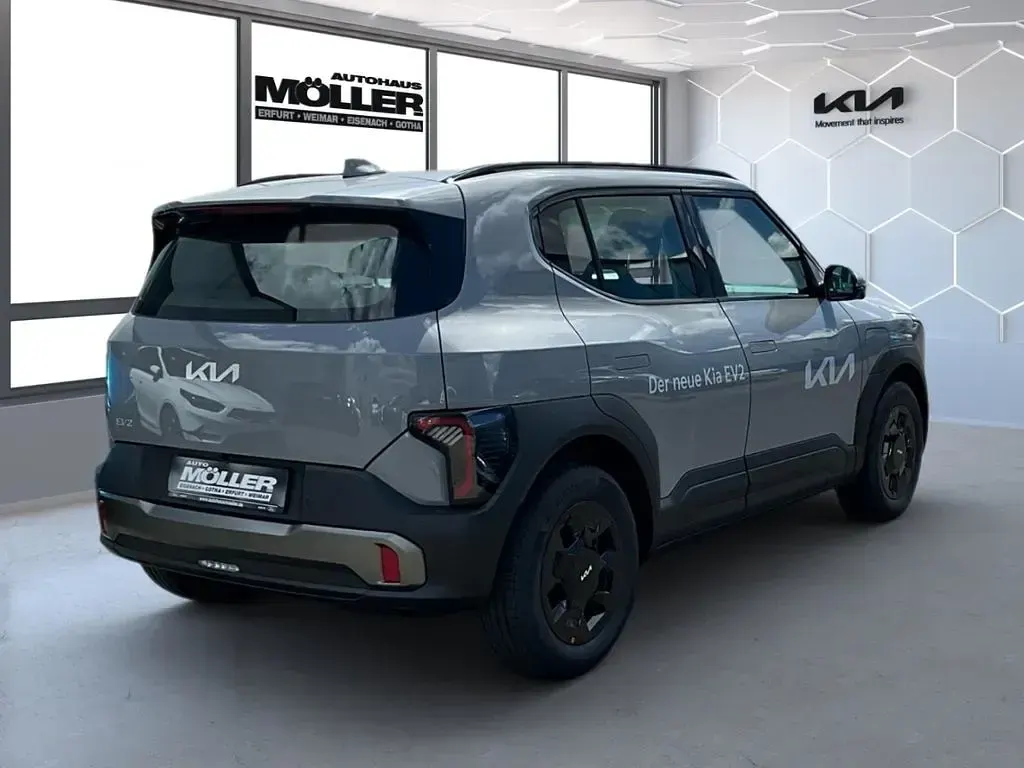Neu Kia EV2 Earth 108 kW (147 PS) 2026 Grau SUV