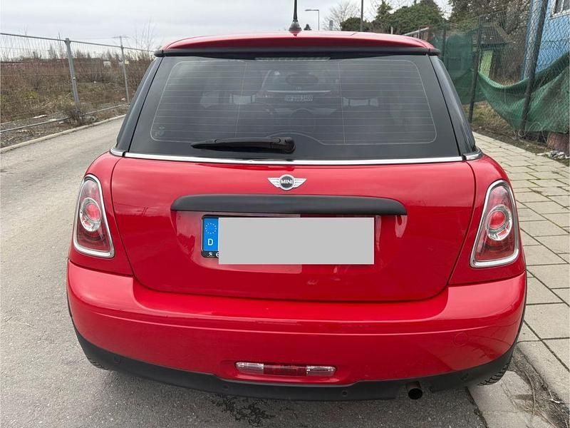Second-hand Mini ONE 98 CP (72 kW) 2013 Roșu Hatchback