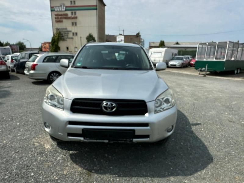 Silber Gebraucht 2007 Toyota RAV4 SUV | 4.590 € (Guter Preis) - Bild 1/4