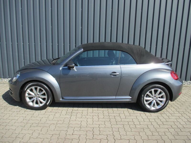 Gebraucht VW Beetle Cabriolet Design 105 PS (77 kW) 2014 Grau Cabrio