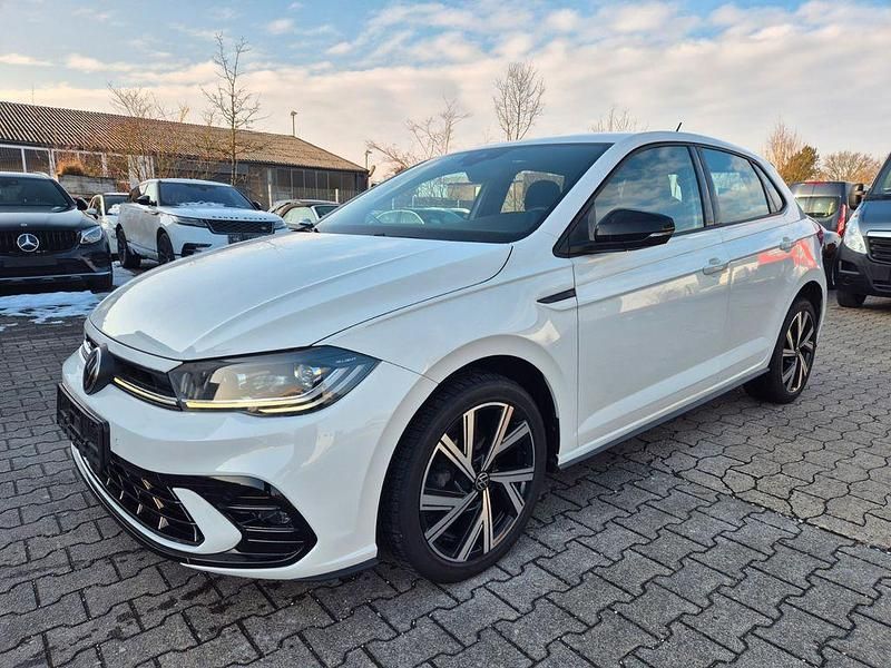 Weiß Gebraucht 2022 VW Polo R-line Limousine | 16.990 € (Guter Preis) - Bild 1/4