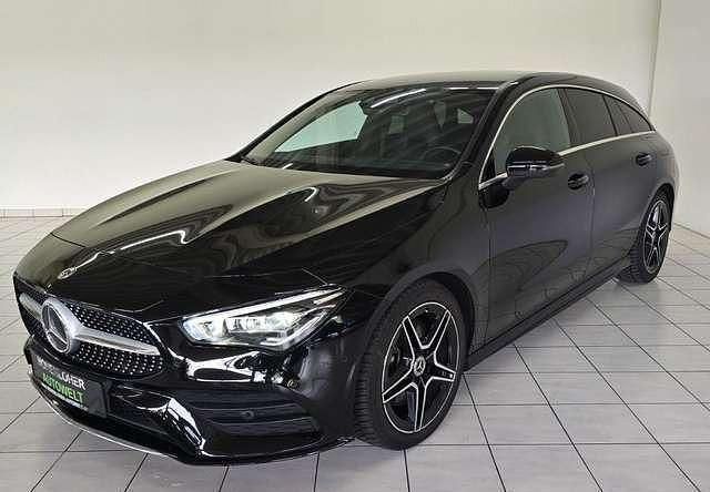 Schwarz metallic Gebraucht 2021 Mercedes CLA250 Shooting Brake AMG line Kombi | 31.870 € (Fairer Preis) - Bild 1/1
