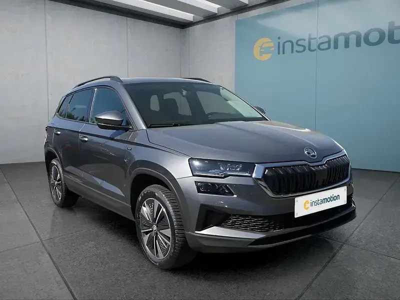 Gebraucht Skoda Karoq Tour 150 PS (110 kW) 2025 Grau SUV
