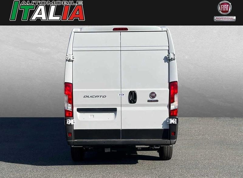 Gebraucht Fiat Ducato 140 PS (102 kW) 2023 Weiss Van