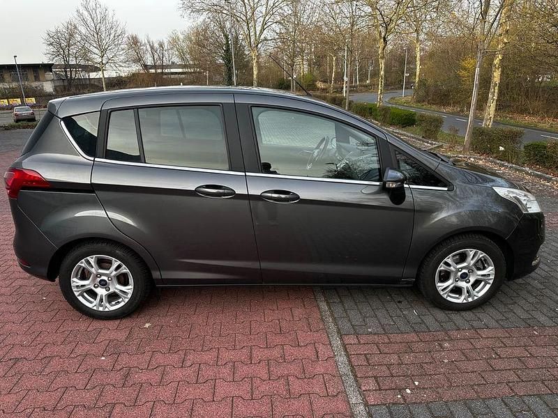 Gebraucht Ford B-MAX Titanium 125 PS (91 kW) 2016 Grau Van / Kleinbus