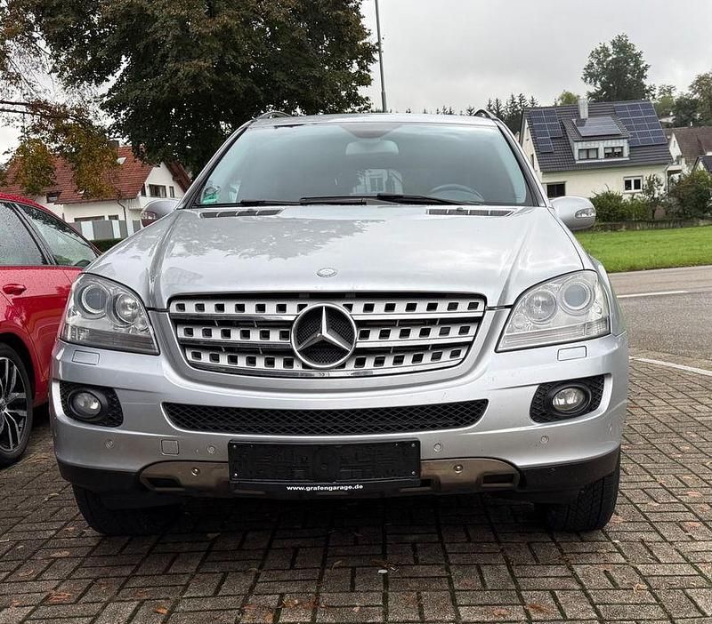 Silber Gebraucht 2008 Mercedes ML280 SUV | 10.700 € (Fairer Preis) - Bild 1/4
