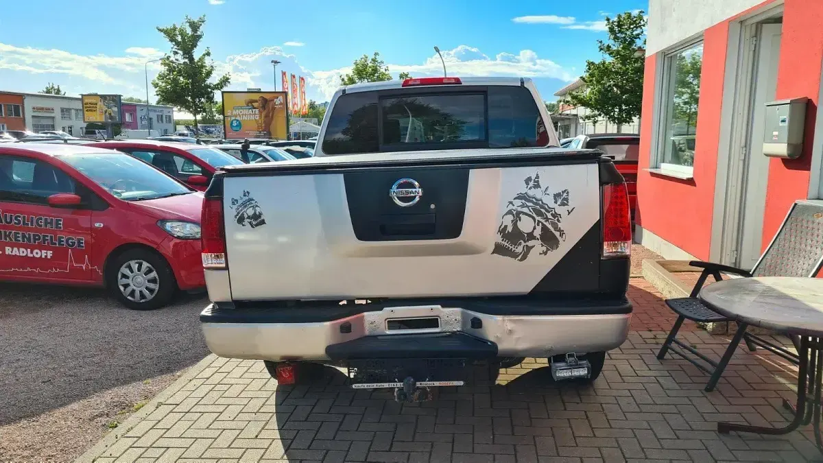 Gebraucht Nissan Titan 305 PS (224 kW) 2008 Silber Pickup