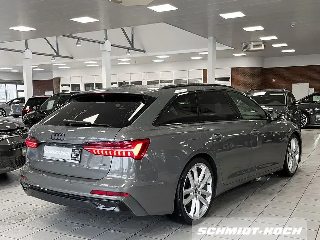 Gebraucht Audi A6 S-Line 367 PS (269 kW) 2024 Grau Kombi