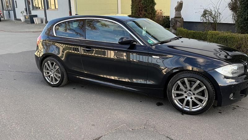 Gebraucht BMW 120 177 PS (130 kW) 2008 Blau Kleinwagen