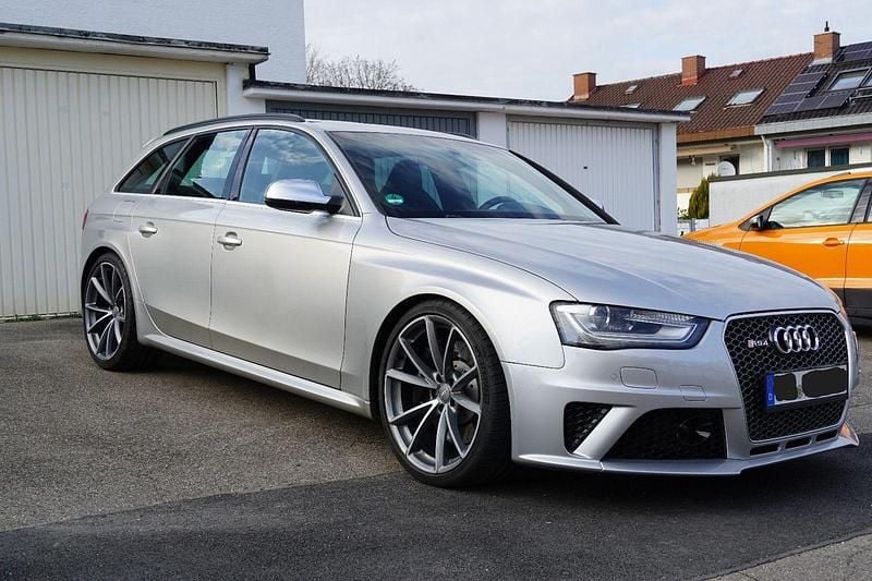 Silber Gebraucht 2013 Audi RS4 Advanced Kombi | 35.900 € (Fairer Preis) - Bild 1/4