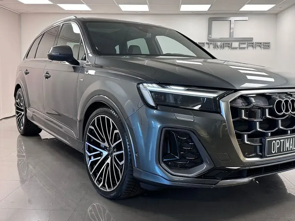 Gebraucht Audi Q7 S-Line 286 PS (210 kW) 2025 Grau SUV