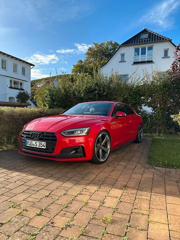 Rot Gebraucht 2017 Audi S5 Coupé | 31.900 € (Superpreis) - Bild 1/4