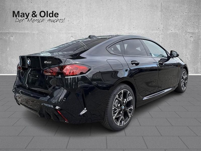 Gebraucht BMW 220 Performance 170 PS (125 kW) 2025 Schwarz Coupé