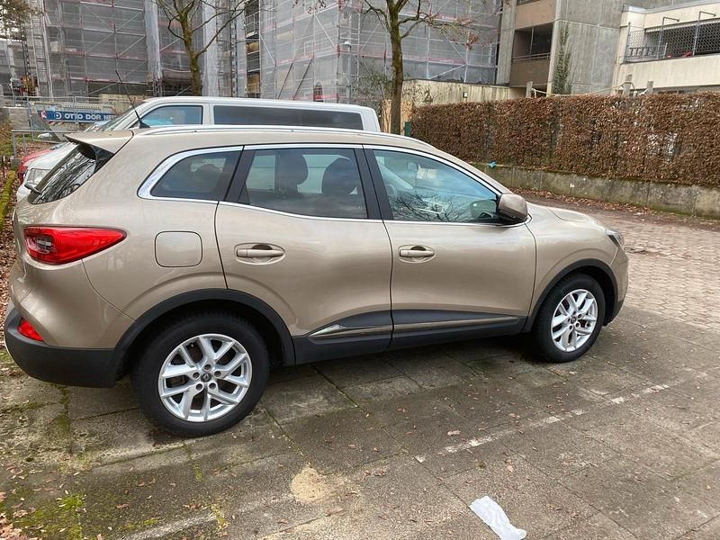 Gebraucht Renault Kadjar 131 PS (96 kW) 2016 Gelb SUV