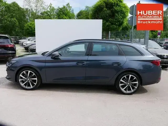 Neu Seat Leon FR 116 PS (85 kW) 2025 Schwarz Kombi