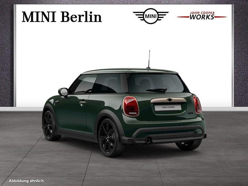 Gebraucht Mini Cooper 136 PS (100 kW) 2023 Grün Kleinwagen