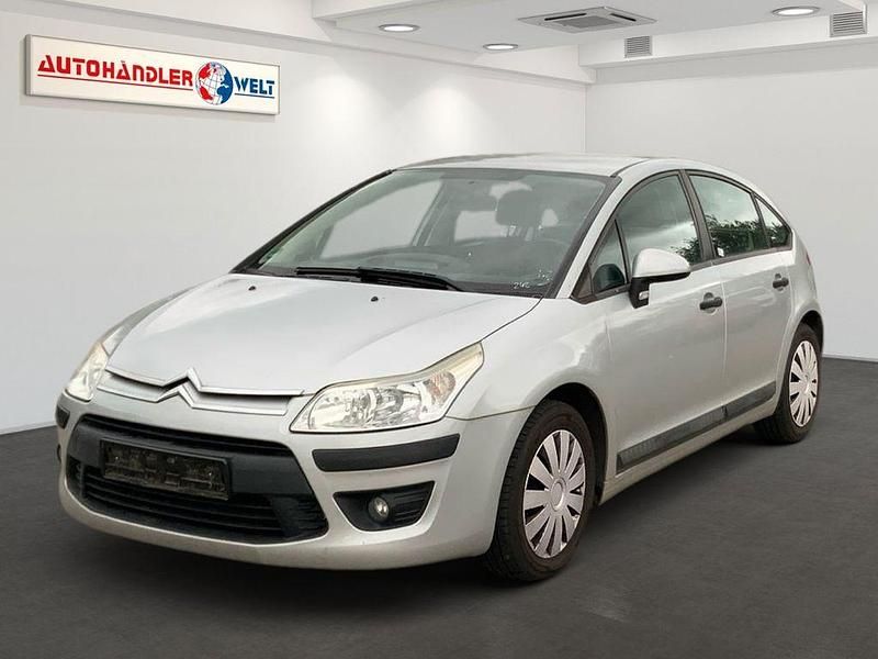 Grau Gebraucht 2009 Citroën C4 Style Limousine | 1.299 € (Superpreis) - Bild 1/3