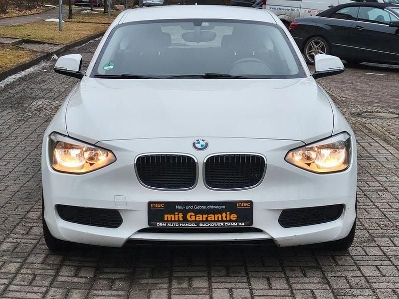 Gebraucht BMW 114 102 PS (75 kW) 2012 Weiß Kleinwagen
