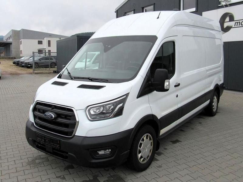 Second-hand Ford Transit 131 CP (96 kW) 2020 Alb Monovolum