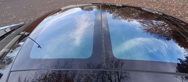 Grau Gebraucht 2017 Tesla Model S Kleinwagen | 28.765 € (Etwas zu teuer) - Bild 1/4