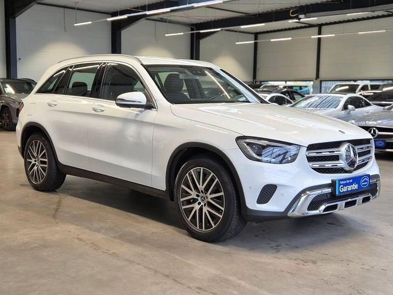 Gebraucht Mercedes GLC400d 330 PS (242 kW) 2020 Polarweiss SUV