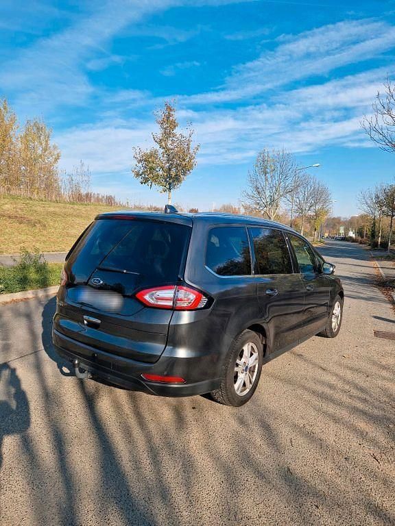 Gebraucht Ford Galaxy 190 PS (139 kW) 2019 Grau Van / Kleinbus