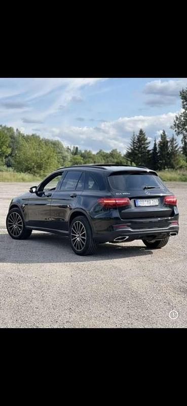 Schwarz Gebraucht 2017 Mercedes GLC350 AMG SUV | 39.999 € (Fairer Preis) - Bild 1/4