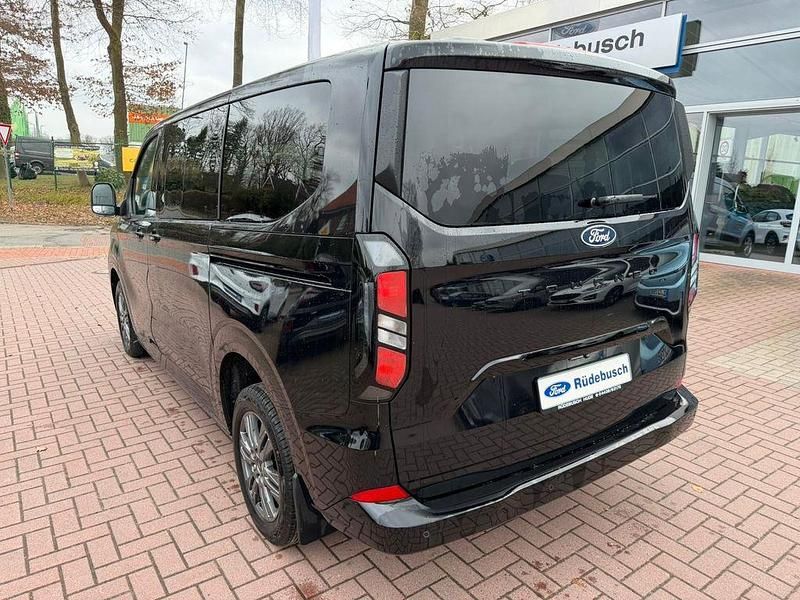 Neu Ford Tourneo Titanium 170 PS (125 kW) 2026 Schwarz Van / Kleinbus