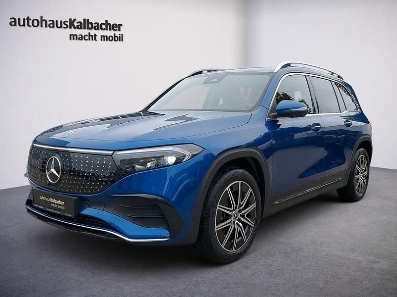 Blau Gebraucht 2024 Mercedes EQB300 AMG SUV | 37.999 € (Fairer Preis) - Bild 1/4