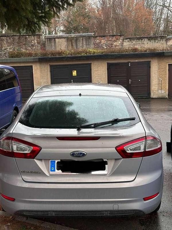 Gebraucht Ford Mondeo Titanium 145 PS (106 kW) 2010 Limousine