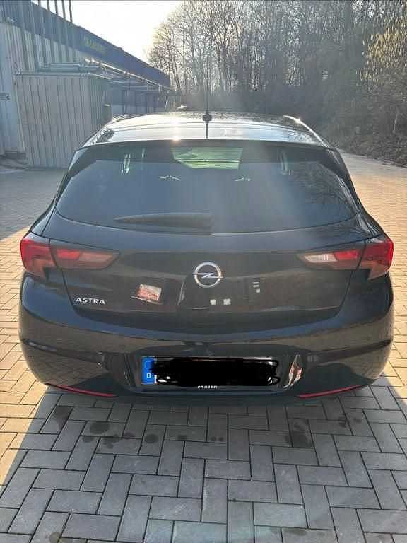 Gebraucht Opel Astra 110 PS (80 kW) 2019 Schwarz Limousine