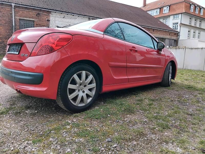 Gebraucht Peugeot 207 120 PS (88 kW) 2009 Rot Cabrio