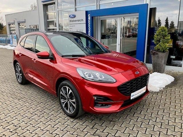 Gebraucht Ford Kuga ST-Line X 152 PS (111 kW) 2021 Rot SUV