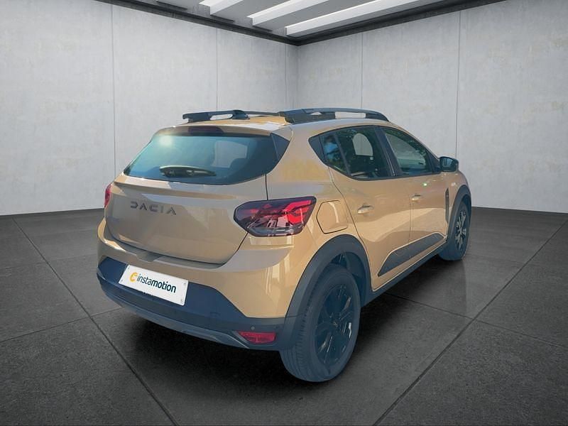 Neu Dacia Sandero Stepway 110 PS (80 kW) 2025 Grün Kleinwagen