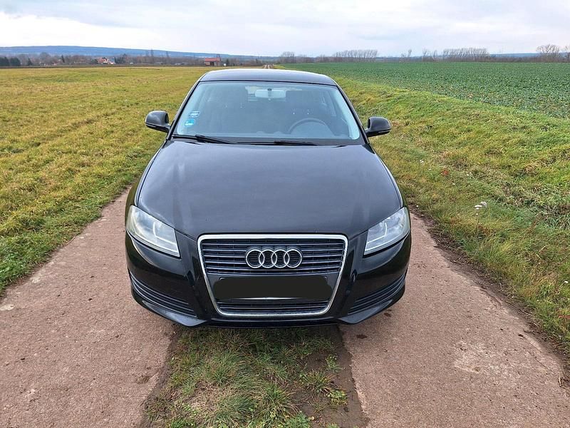Schwarz Gebraucht 2009 Audi A3 Limousine | 3.200 € (Superpreis) - Bild 1/4
