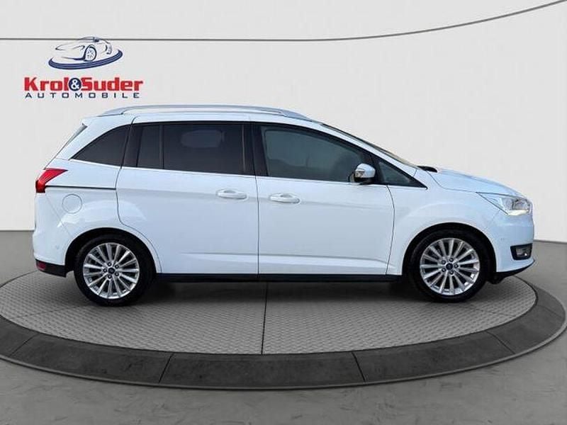 Gebraucht Ford Grand C-Max Titanium 125 PS (91 kW) 2017 Weiß Van / Kleinbus