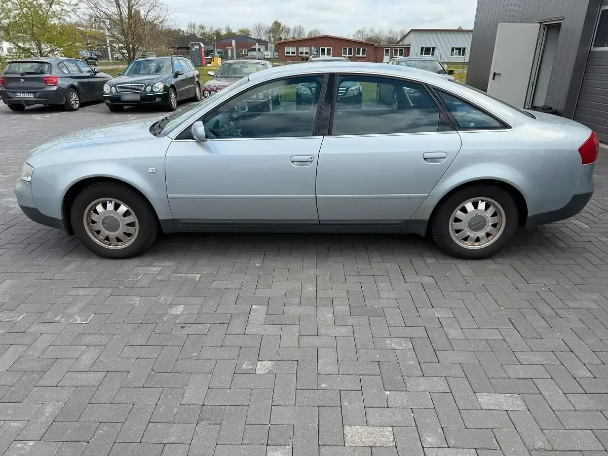 Gebraucht Audi A6 170 PS (125 kW) 2002 Silber Limousine