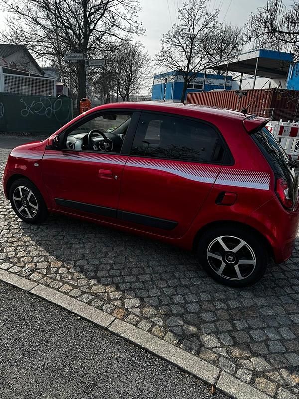 Gebraucht Renault Twingo 73 PS (53 kW) 2020 Rot Kleinwagen