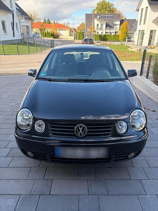 Schwarz Gebraucht 2002 VW Polo Comfortline Kleinwagen | 1.950 € (Etwas zu teuer) - Bild 1/4