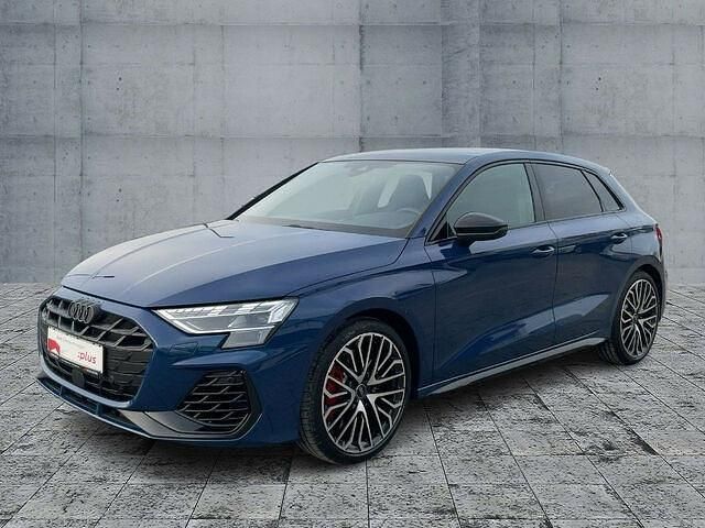 Gebraucht Audi S3 Ambiente 333 PS (244 kW) 2024 Ascariblau metallic Limousine