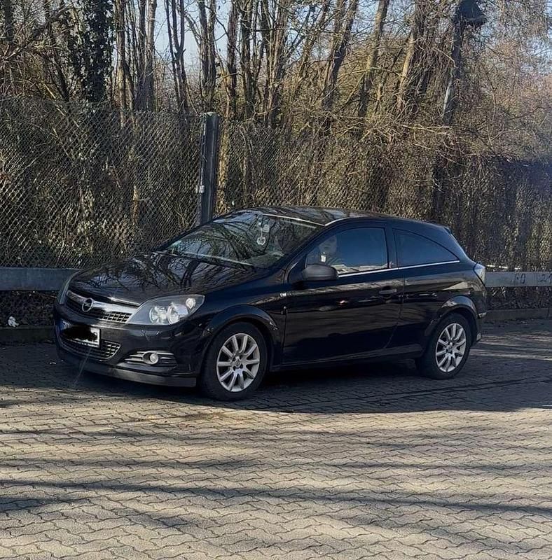 Gebraucht Opel Astra Selection 90 PS (66 kW) 2009 Schwarz Kleinwagen