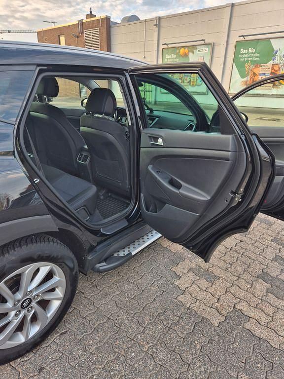 Gebraucht Hyundai Tucson Style 177 PS (130 kW) 2017 Schwarz SUV