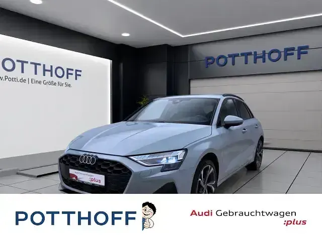 Gebraucht Audi A3 Ambiente 116 PS (85 kW) 2025 Limousine