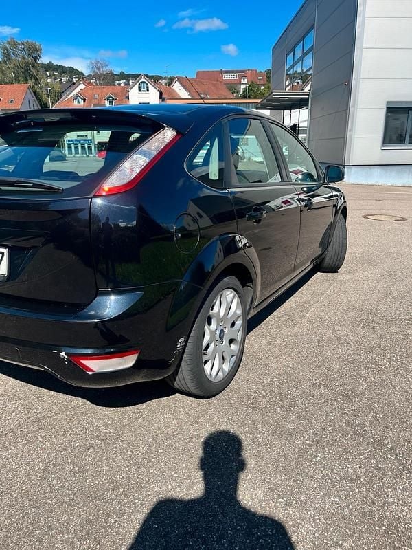 Gebraucht Ford Focus 125 PS (91 kW) 2008 Schwarz Limousine