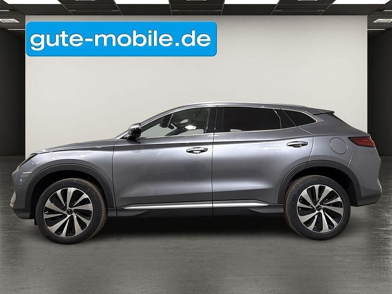 Neu BYD Seal U Boost 218 PS (160 kW) 2025 Grau SUV