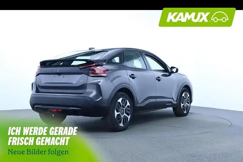 Gebraucht Citroën C4 Feel 101 PS (74 kW) 2022 Silber / grau Limousine